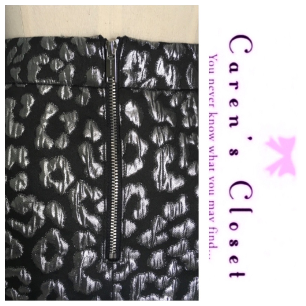 NWOT Micheal Kors Silver & Black Mini Skirt - Picture 5 of 8